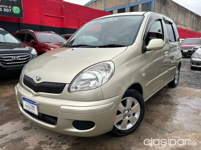 Toyota Funcargo 2004 — foto 8