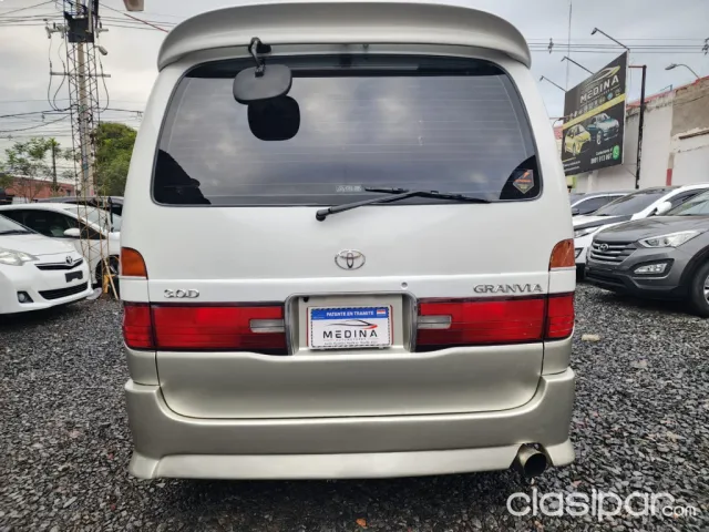 Toyota Gran Via 1997 — foto 5