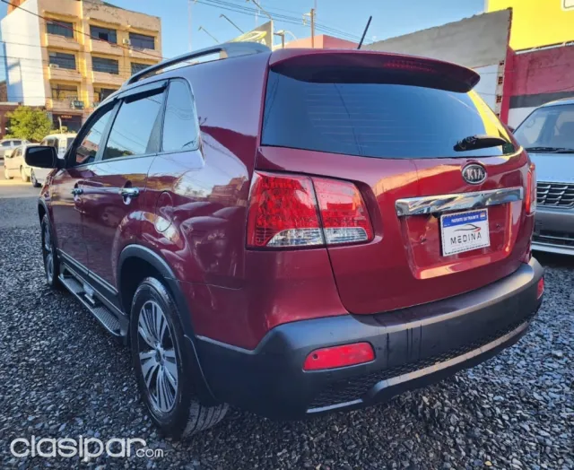 Kia Sorento 2011 — foto 6