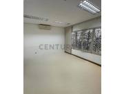 EN ALQUILER - PARA OFICINAS - CASA DE VARIOS AMBIENTES - EN TRINIDAD