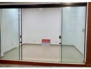 ALQUILO SALÓN COMERCIAL EN GALERÍA - MERCADO 4