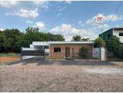 A LA VENTA CASA A ESTRENAR EN BARRIO ISLA BOGADO - LUQUE