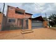VENDO RESIDENCIA C/ PISCINA EN LAMBARÉ BARRIO VALLE APUA!!