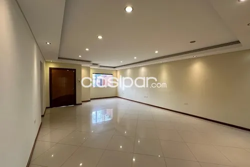 VENDO RESIDENCIA C PISCINA EN LAMBARÉ BARRIO VALLE APUA!! — foto 2