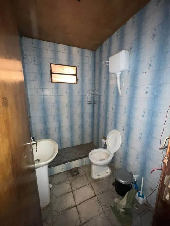 💥 VENDO AMPLIO TERRENO CON CASA + DEPTO EN ESQUINA – SAN LORENZO 💥 — foto 3