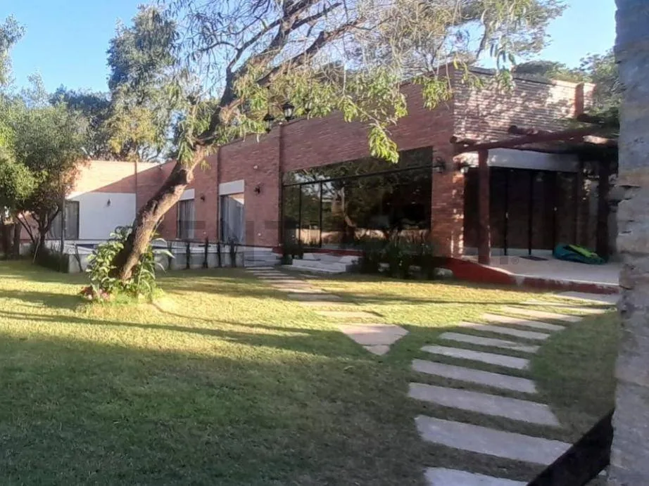 VENDO CASA ESTILO RÚSTICO MODERNO EN SAN ANTONIO — foto 2