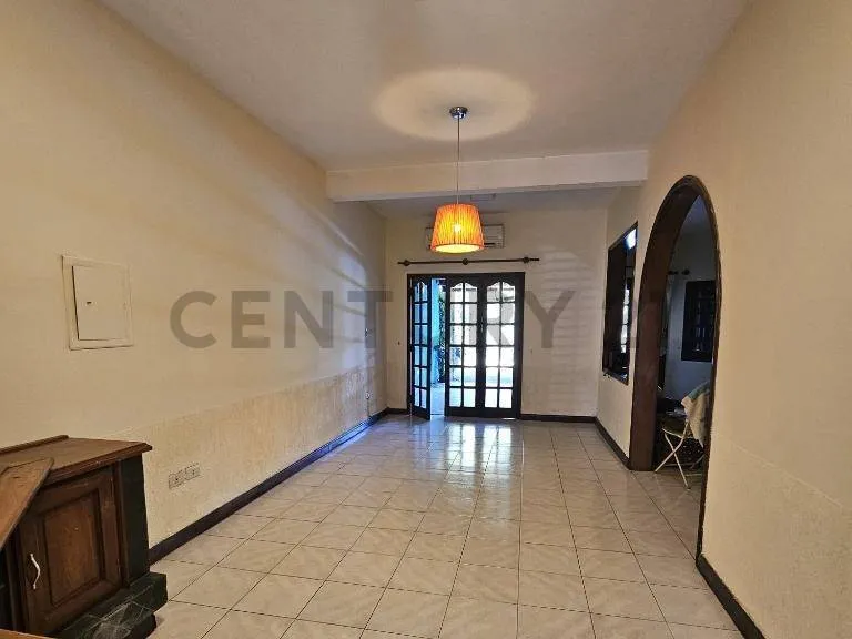 VENDO DUPLEX EN ZONA TRANQUILA - VILLA AURELIA — foto 2