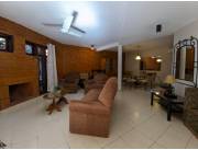 ALQUILO DUPLEX AMOBLADO EN CONDOMINIO, BARRIO VILLA MORRA