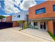VENTA DE AMPLIO DUPLEX A ESTRENAR Z/ LAGUNA GRANDE VILLA OLIMPIA