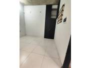 ALQUILO UN DORMITORIO CON BAÑO PRIVADO Y A. DE AIRE EN EL MICROCENTO DE ASUNCION