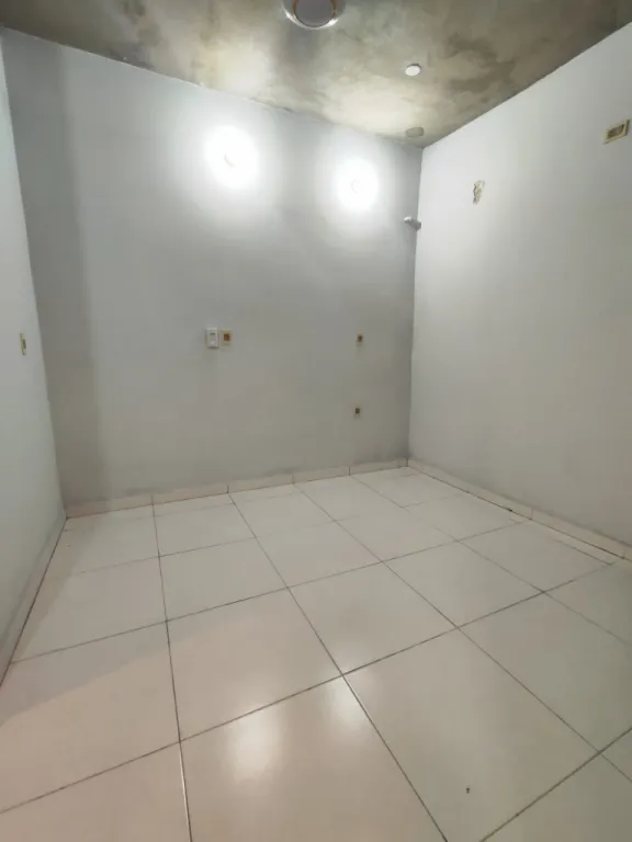ALQUILO UN DORMITORIO CON BAÑO PRIVADO Y A. DE AIRE EN EL MICROCENTO DE ASUNCION — photo 2