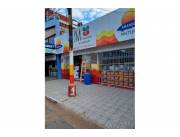 VENDO LOCAL COMERCIAL EN EL CENTRO DE SAN LORENZO