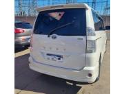 VENDO TOYOTA VOXI 2005