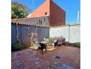 Vendo duplex de 3 dormitorios en fernando de la Mora norte