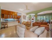 CASA EN VENTA EN SAJONIA
