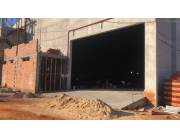 VILLA ELISA: 1.183 M2, DEPOSITO INDUSTRIAL A ESTRENAR + OFICINA + KITCHENETTE.