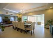 VENDO HERMOSA RESIDENCIA EN EXCLUSIVO BARRIO CERRADO MONTESOL LUQUE ZARATE ISLA