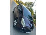 Toyota Ractis 2010 la