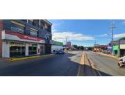 ALQUILO AMPLIO LOCAL COMERCIAL SOBRE ACCESO
