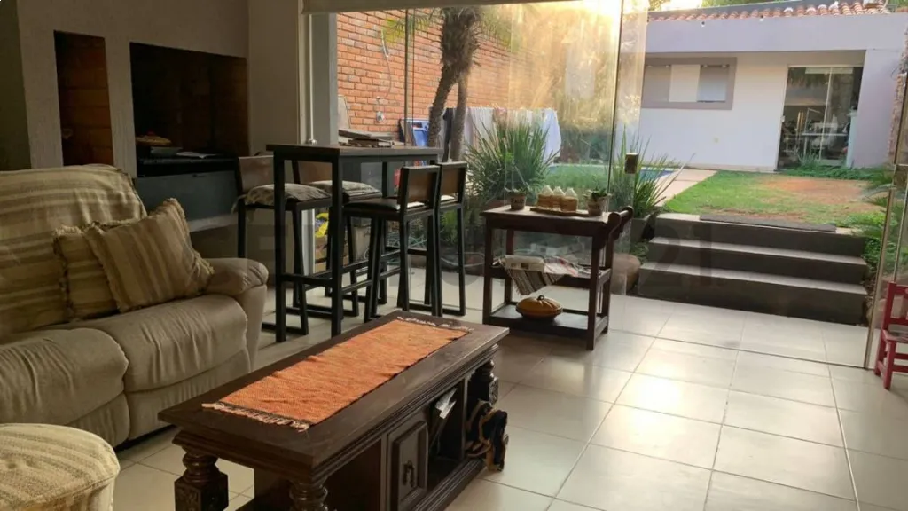 DUPLEX TIPO CASA PAREADA DE 299 M2 — foto 3