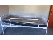 Vendo Cama hospitalaria 2 movimientos manual