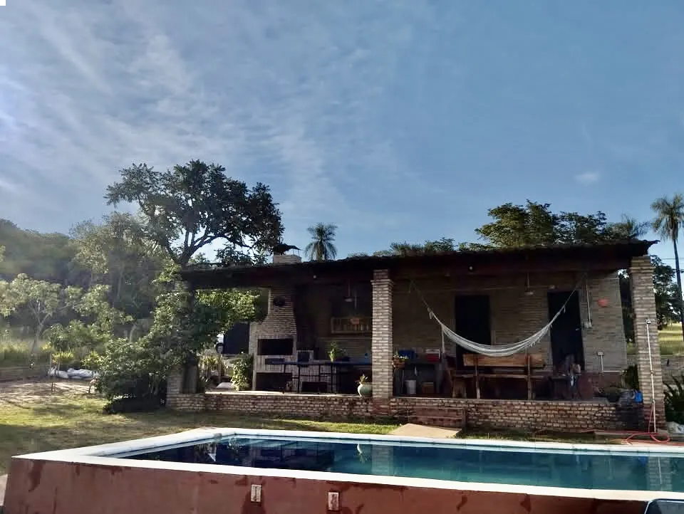 BELLA CASAQUINTA CON PISCINA EN PIRIBEBUY — foto 3