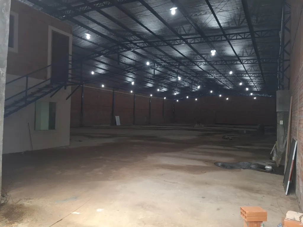 Venta de depósito en MRA con renta activa — foto 3