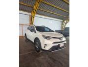 Vendo Toyota RAV 4 2018