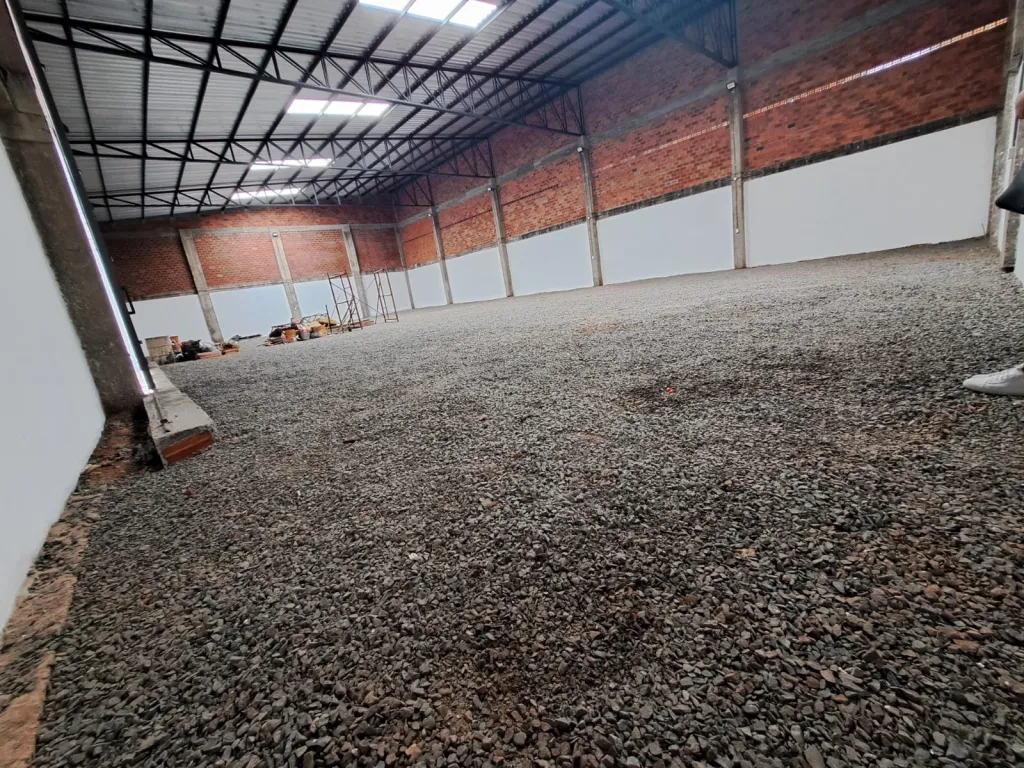 LAMBARÉ: 500 M2, DEPOSITO A ESTRENAR, PLANOS APROBADOS, PARKING, INSTALACIONES. — foto 2