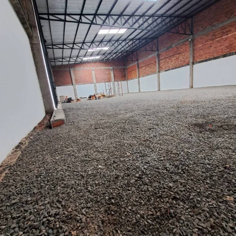 LAMBARÉ: 500 M2, DEPOSITO A ESTRENAR, PLANOS APROBADOS, PARKING, INSTALACIONES. — foto 3