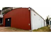 F. DE MORA (S) – 4 MOJONES: IMPECABLE DEPOSITO, 360 M2 + OFICINA + ENTREPISO, CONEX. TRIFÁ