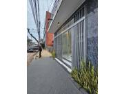 Alquilo amplio Local Comercial en Villa Morra de Asuncion zona Paseo los Arboles