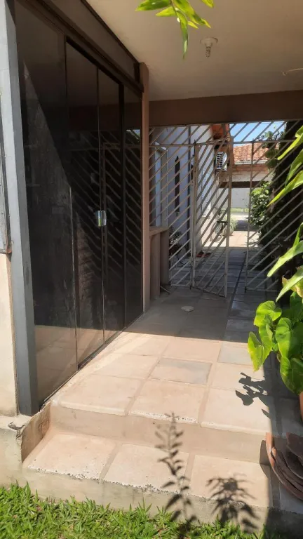 VENDO COMODA CASA EN MARIANO ROQUE ALONSOI — foto 3