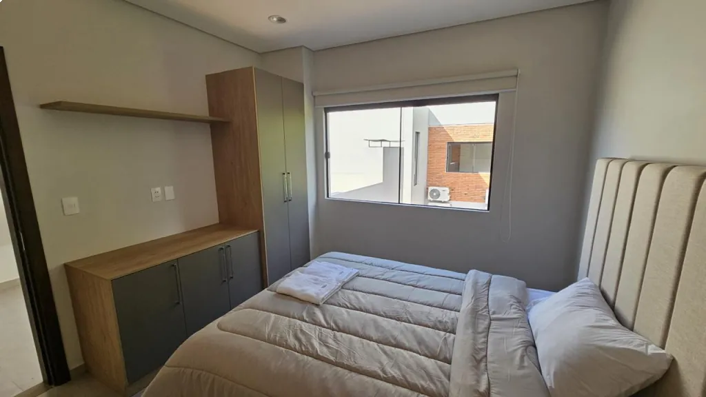 EN VENTA HERMOSA CASA ESTILO MODERNO MINIMALISTA — foto 2