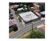 VENDO AMPLIO DEPOSITO S/AVDA.LAGUNA GRANDE ESQUINA-FDO.ZONA NORTE-TERRENO 782 M2