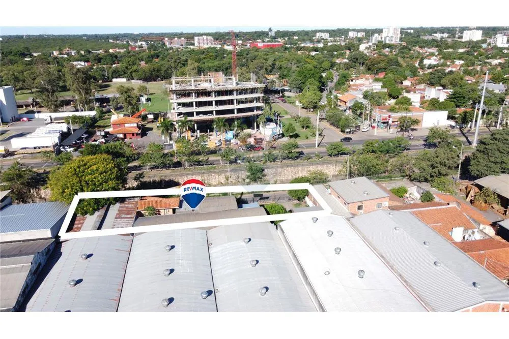 TERRENO EN VENTA - AV. MADAME LYNCH TOTAL 720 M2 — foto 2