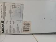 Heladera semi nueva