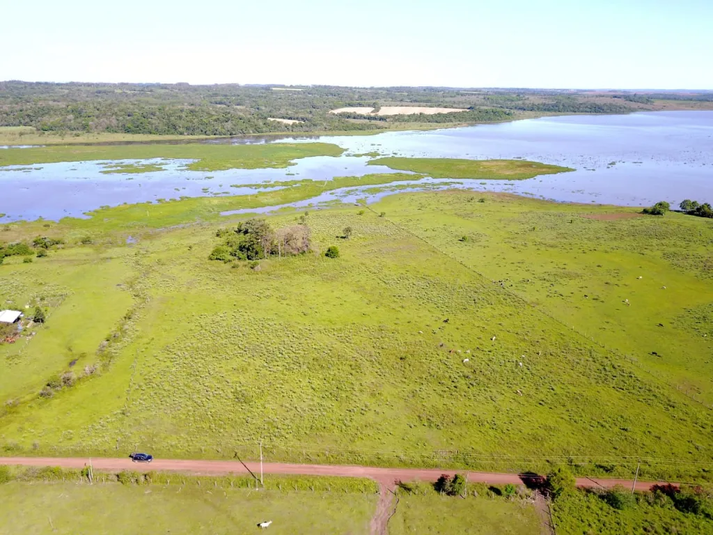 Terreno de 2 ha en Caraguatá (Encarnación), con acceso directo al lago — foto 3