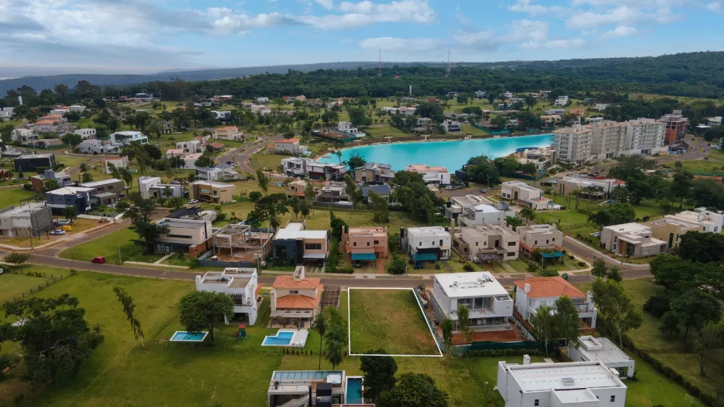 EN VENTA ESPECTACULAR TERRENO EN AQUA VILLAGE — foto 3