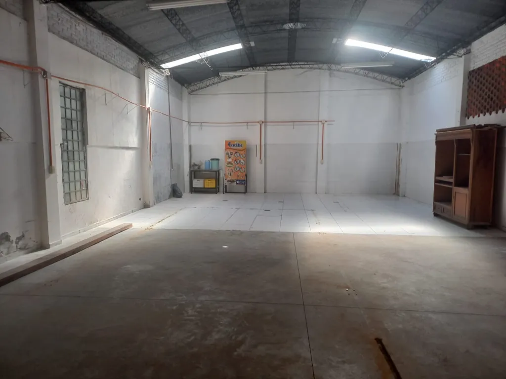 ALQUILO TINGLADO CON EXCELENTE UBICACIÓN - BARRIO JARA — foto 3