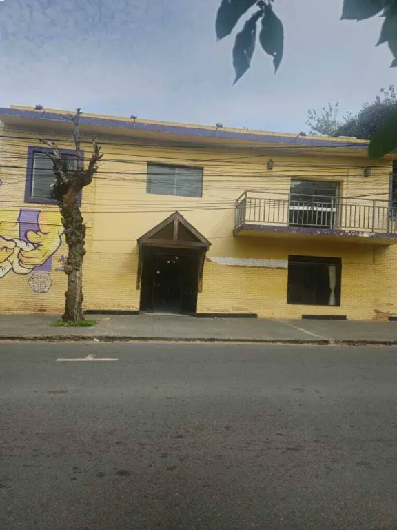 ALQUILO SALÓN COMERCIAL EN BARRIO HERRERA — foto 2