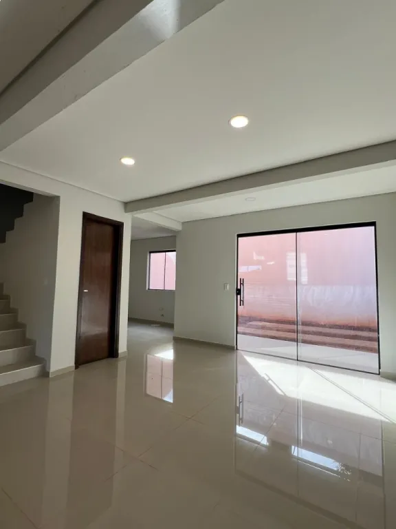 VENDO DUPLEX EN ESQUINA A ESTRENAR EN BARRIO SAN ISIDRO - LAMBARE DE TRES DORMIT. — foto 3