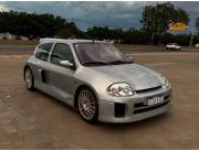Renault Clio V6 2001 UNICO
