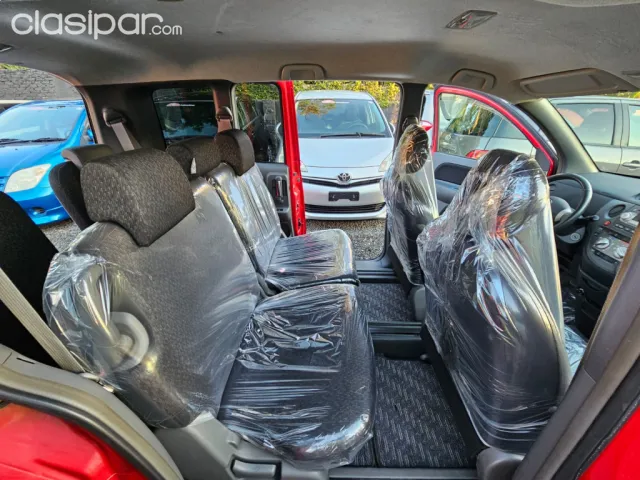 Toyota Sienta 2012 — foto 3
