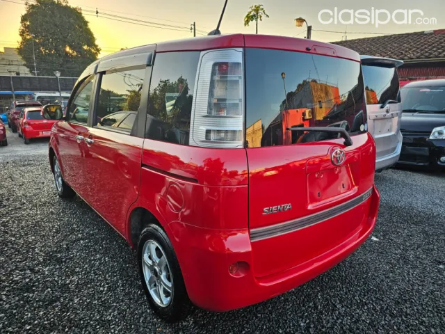 Toyota Sienta 2012 — foto 4