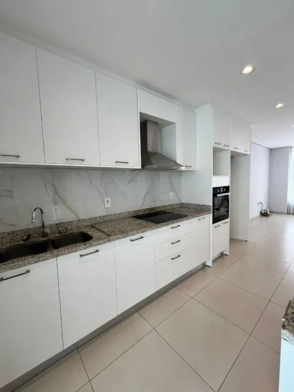 VENDO DUPLEX EN LOMA PYTA, ASUNCIÓN — Foto 3