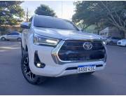 Toyota Hilux SR Año 2025 real..!!! Facelift SRV 2025 toyotoshi