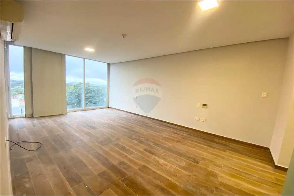 Departamento en Venta - Tipo Dúplex de 3 Dorm. — photo 2