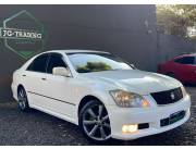 Vendo Toyota crown Athlete 2008 Motor V6 2.5 tracción trasera Asiento de cuero con calefac