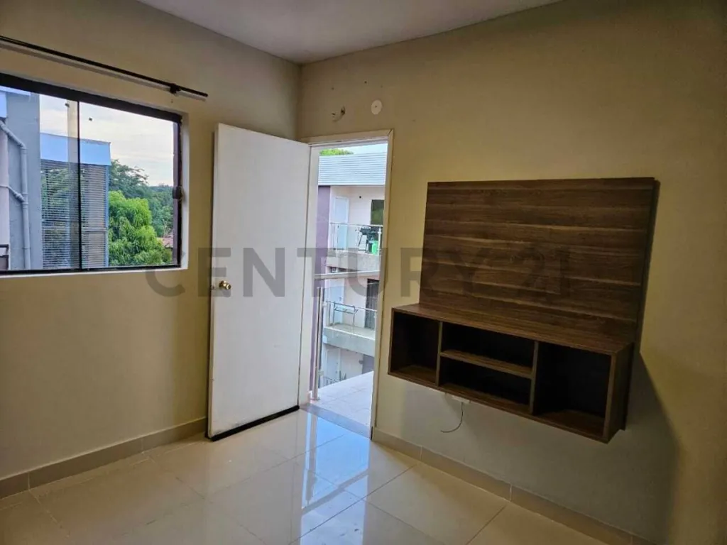 VENDO DEPARTAMENTO EN COMPLEJO PARQUE ELISA — foto 3